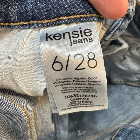 Kensie The Allie High Rise Slim Straight Leg Jeans- NWOT - Picture 3 of 8